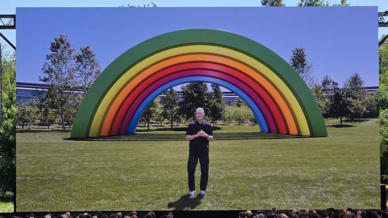 Apple Kehilangan Kejutan? Fokus ke Masa Depan!