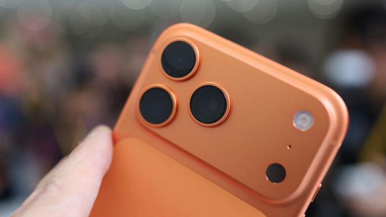 iPhone 17 Pro Cosmic Orange: Berani Beda?