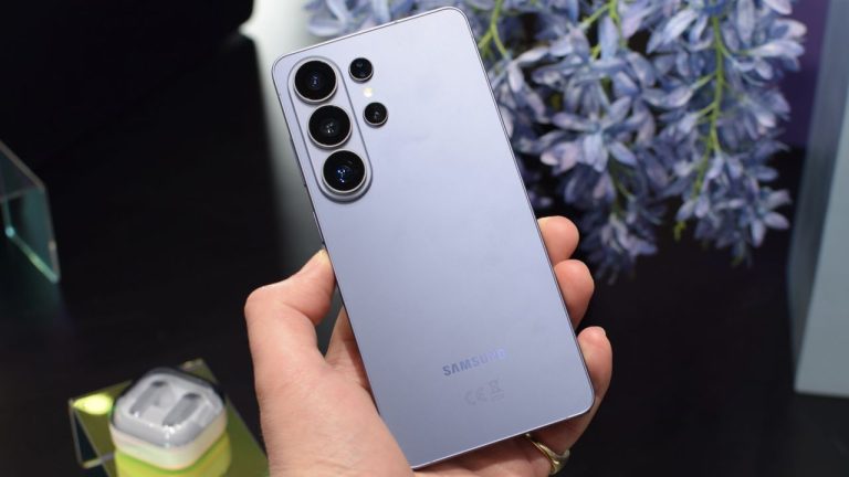 Samsung Guncang Dunia! AI OS Akan Ubah Segalanya? Samsung Guncang Dunia! AI OS Akan Ubah Segalanya?