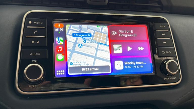 Waspada Fitur Video CarPlay Apple Ancam Keselamatan Jalan