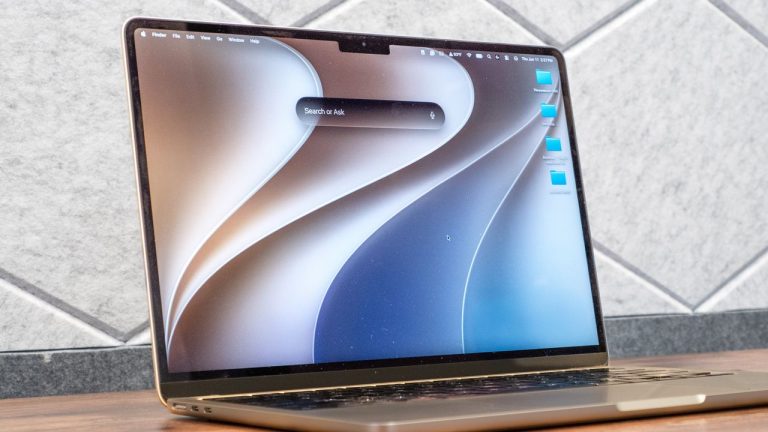 Siri AI Apple Berubah Total Ini Buktinya