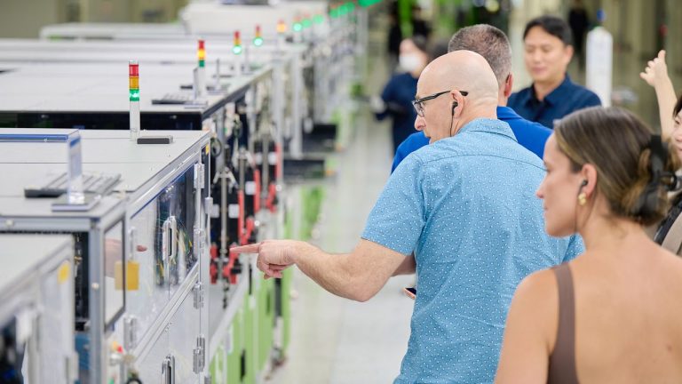 Terkuak Siksaan Brutal Ponsel Samsung