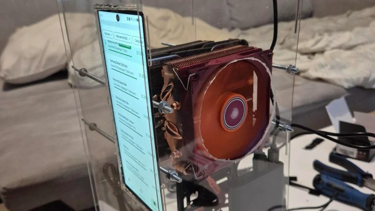 Ponsel Android Disulap Jadi PC Gaming Ekstrem