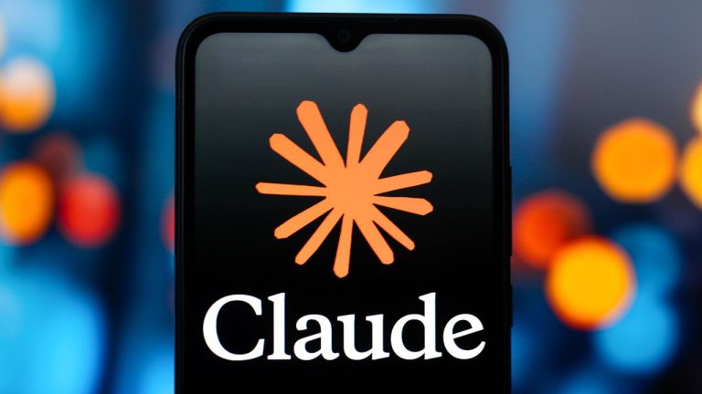 Claude AI Diuji Jadi Empat Developer Hasilnya Tak Terduga