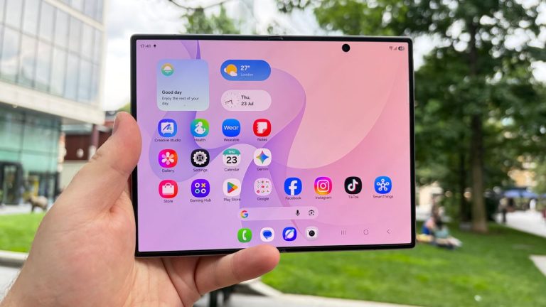 Samsung VP Jawab Kritik Pedas Inovasi