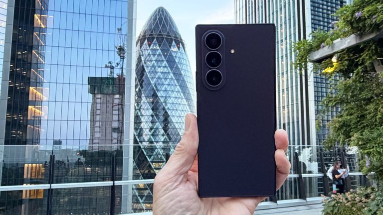 Galaxy Z Fold 8 Ultra Raja Ponsel Lipat Dunia Galaxy Z Fold 8 Ultra Raja Ponsel Lipat Dunia