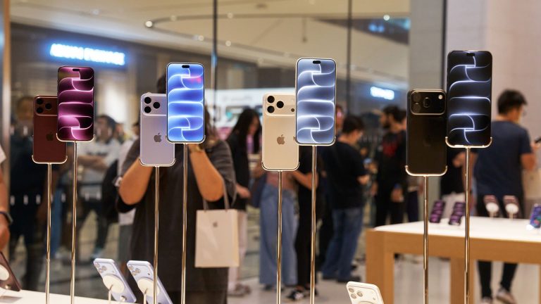 Tanda Misterius di Apple Store Bikin Penasaran