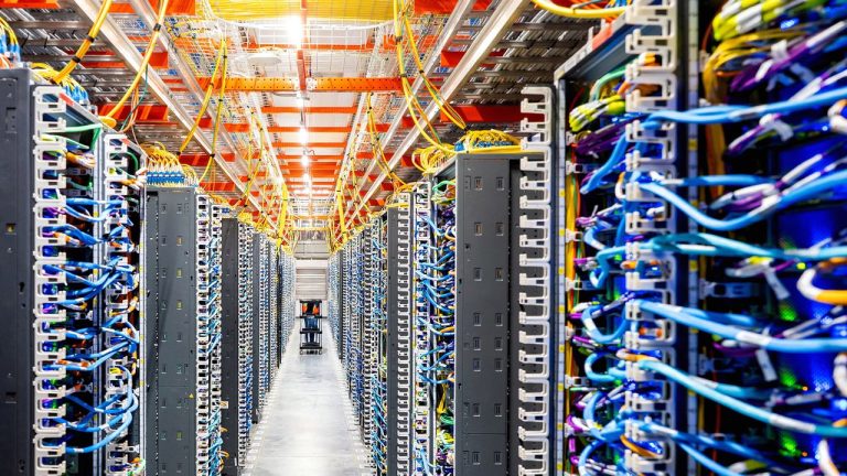 Aturan Baru EPA Ancam Warga Buta Info Pusat Data Aturan Baru EPA Ancam Warga Buta Info Pusat Data