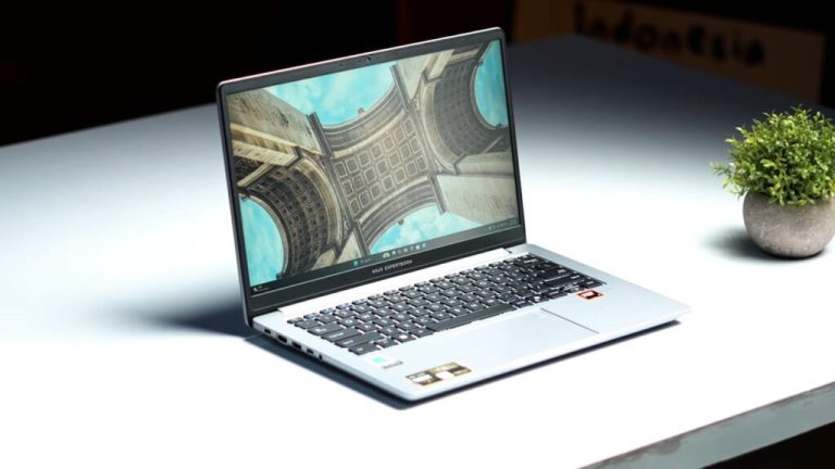 Laptop Murah Tapi Awet Bisa Upgrade RAM 64GB