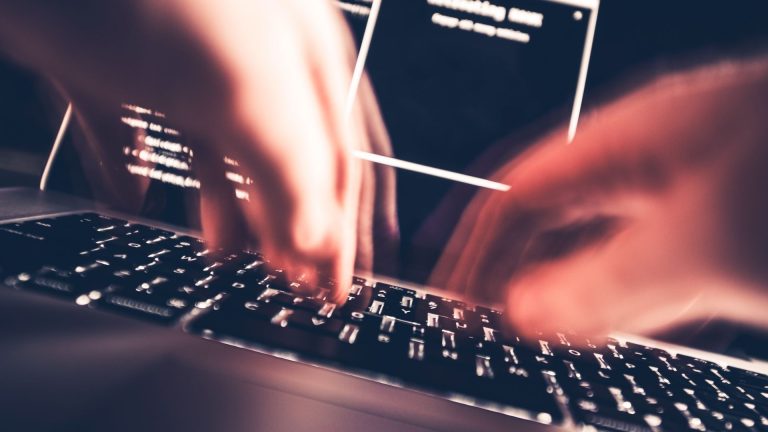 Dunia Digital Bergejolak Ancaman AI dan PHP Dunia Digital Bergejolak Ancaman AI dan PHP